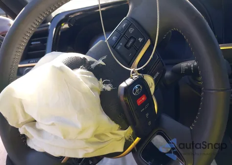 2025 Toyota Crown Signia Limited from USA, damaged, VIN JTDACAAJXS3013283